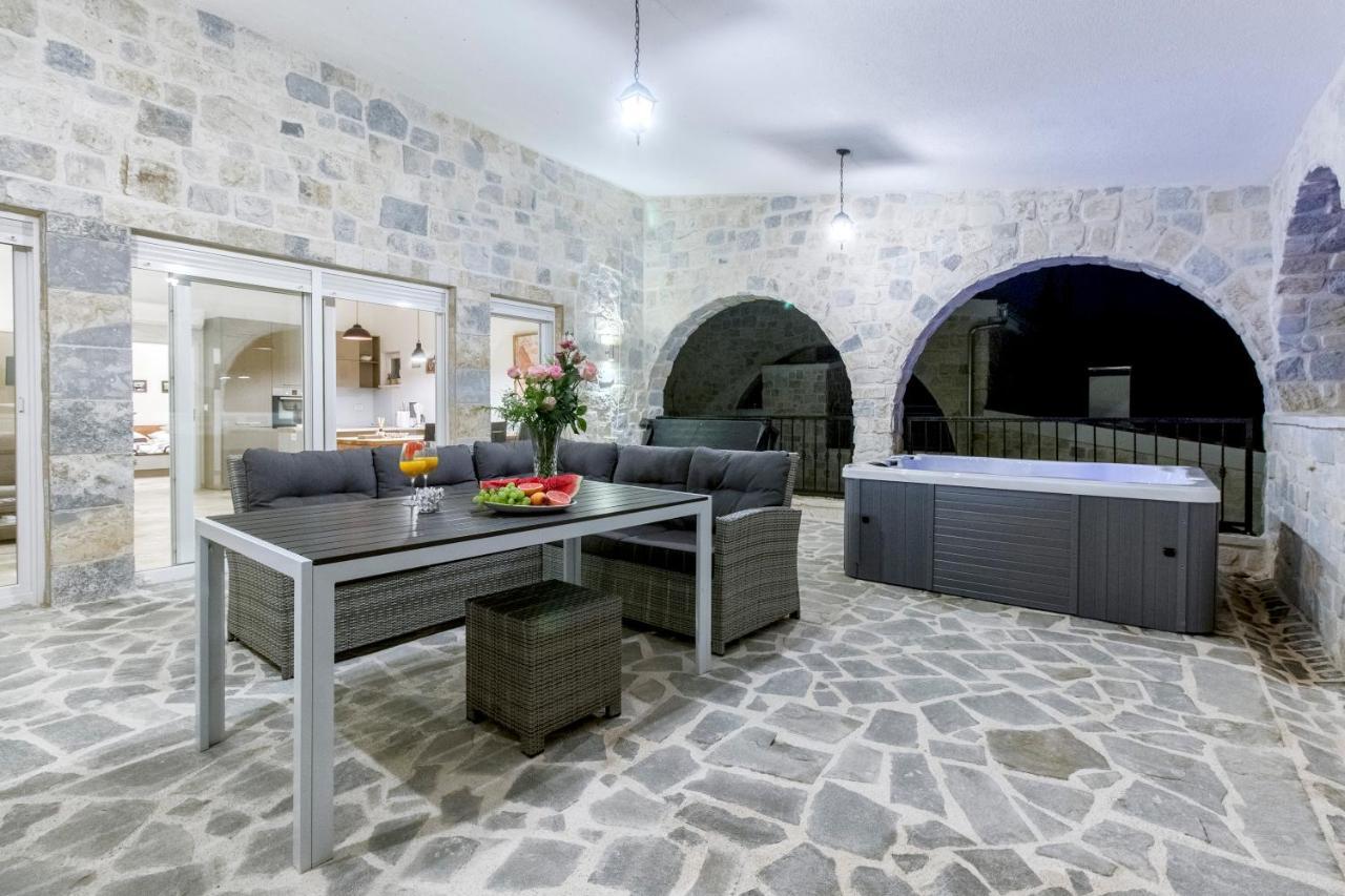 Апартаменты Dalmata Lounge Стариград-Пакленица Экстерьер фото